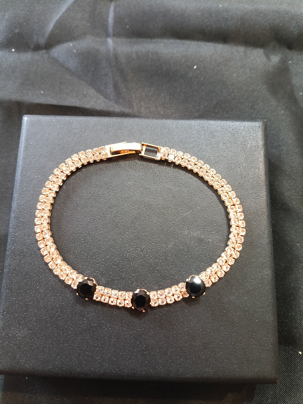 Bracciale Tennis Doppia Fila - 3 Zirconi Neri Oro