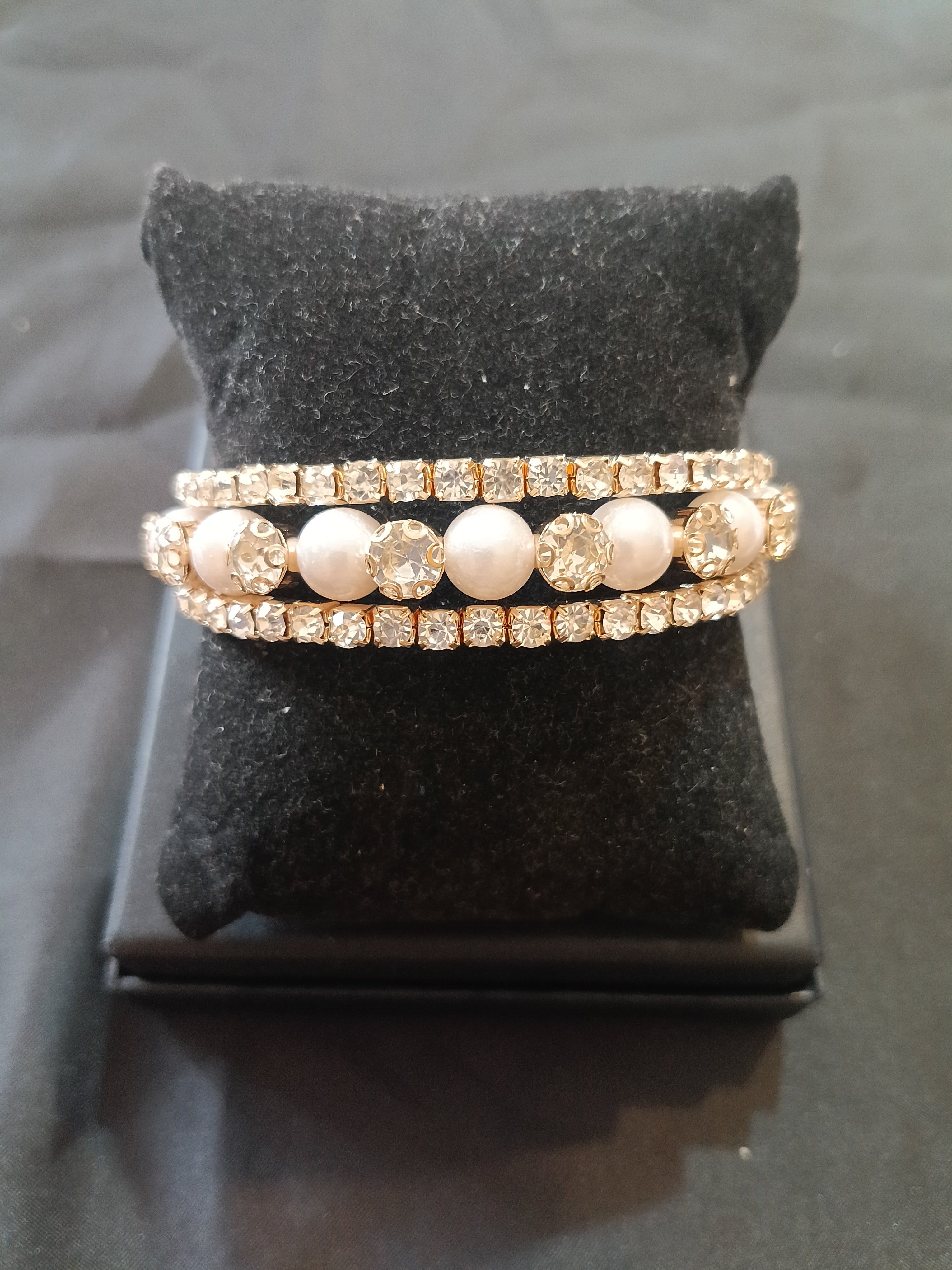 Bracciale Tennis Tre Giri Perle e Zirconi