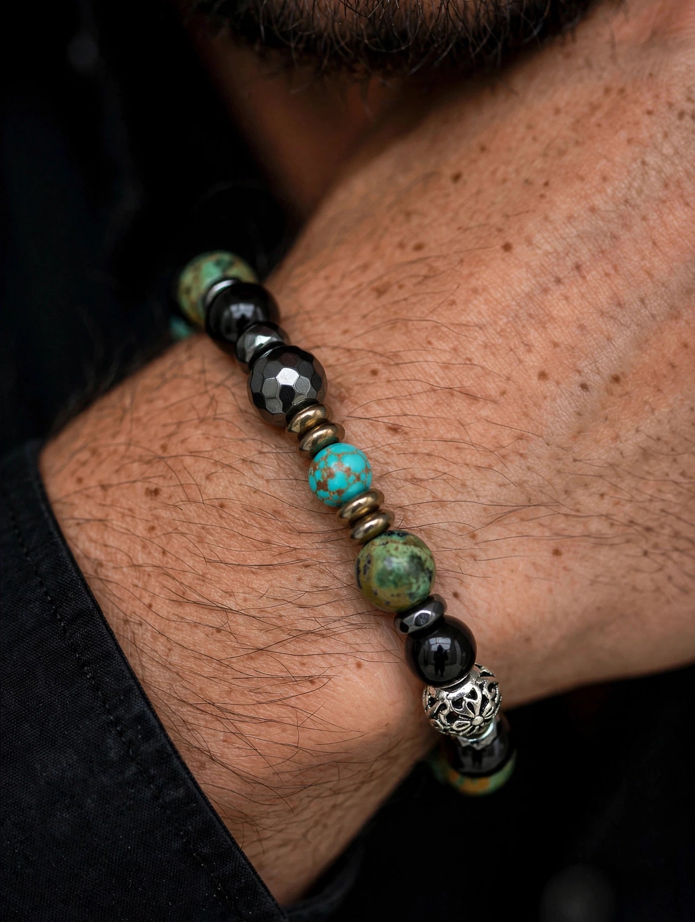 Bracciale perle turchese onice ematite uomo dettaglio — Meryliss Gioielli