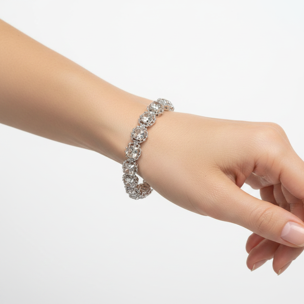 Bracciale Maxi Zirconi Ovali indossato