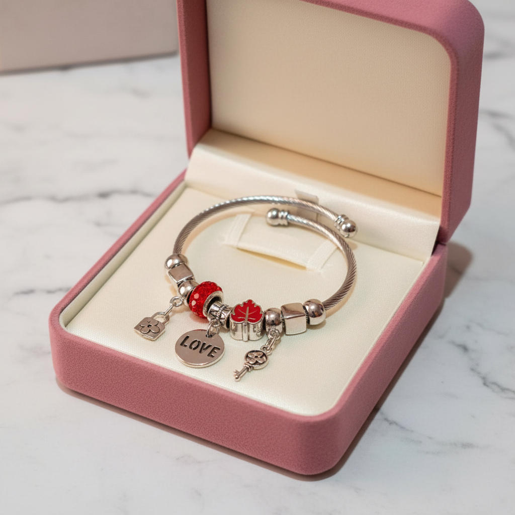 Bracciale Charm LOVE in scatola regalo