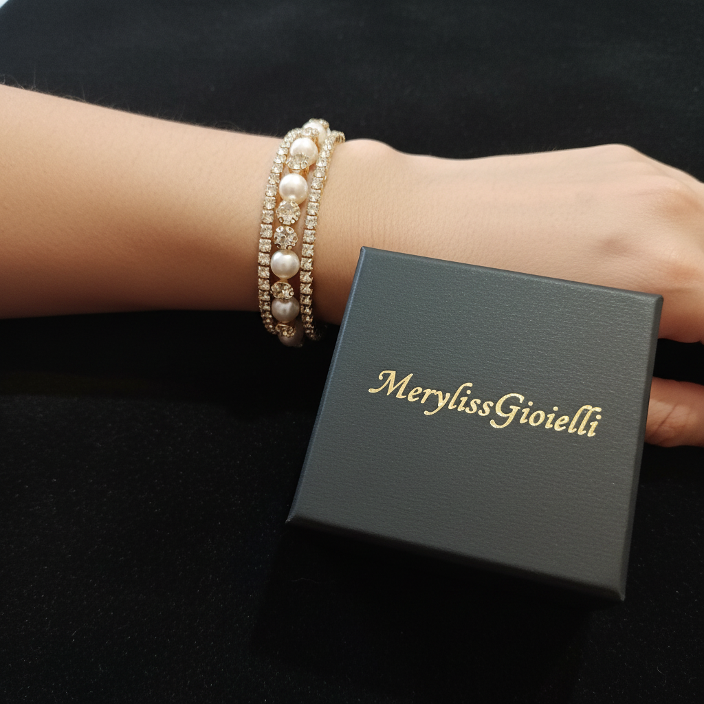Bracciale Tennis Tre Giri Perle e Zirconi indossato con scatolina MerylissGioielli