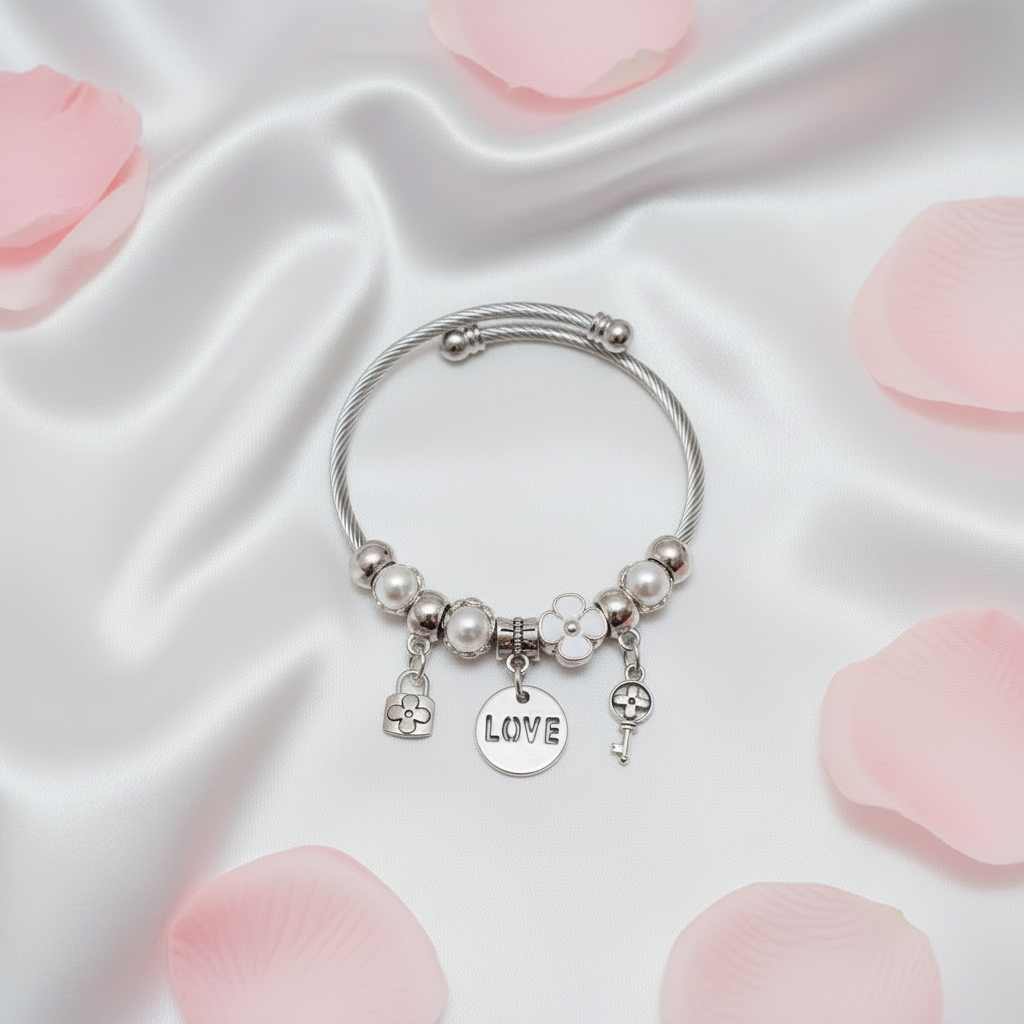 Bracciale Charm LOVE bianco