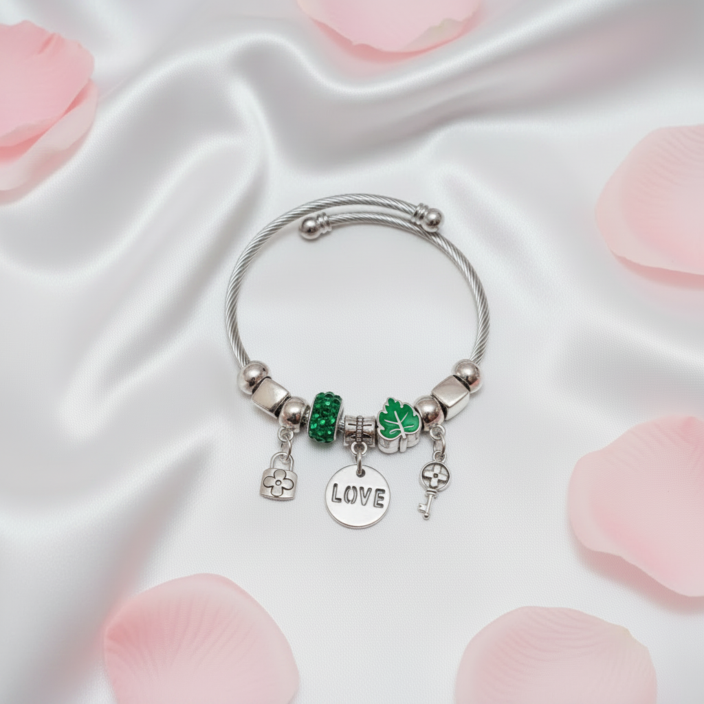 Bracciale Charm LOVE verde