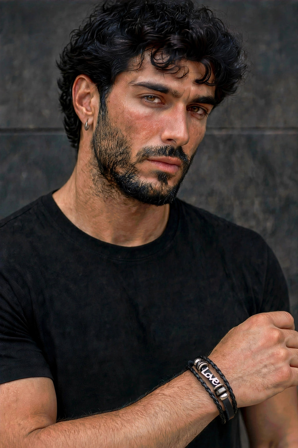Bracciale Uomo Love — ritratto uomo