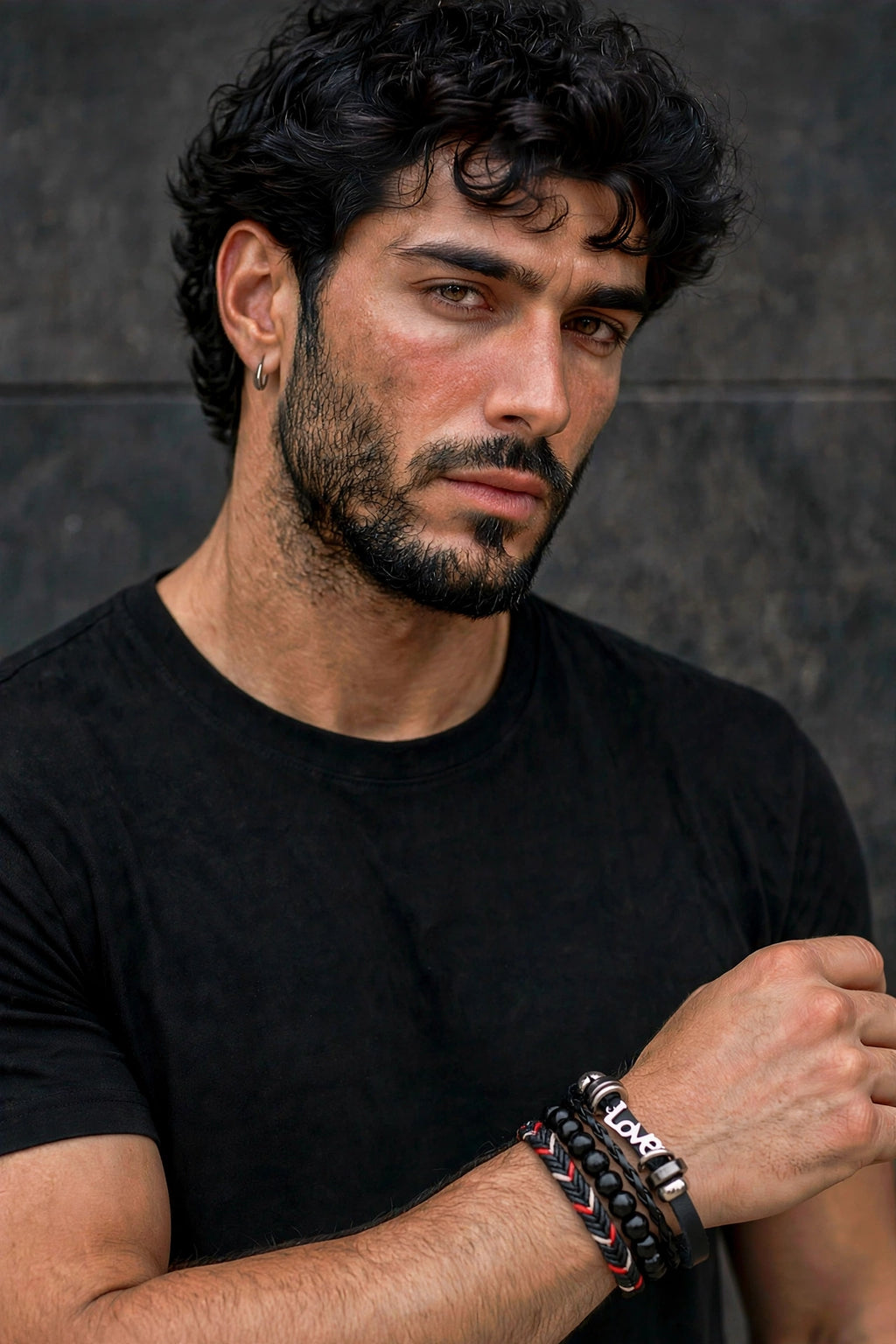 Set 3 Bracciali Uomo Love & Style — ritratto uomo