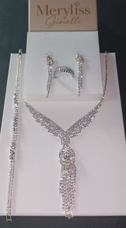 Set Gioielli Luxury Argento — Collana, Bracciale, Orecchini e Anello